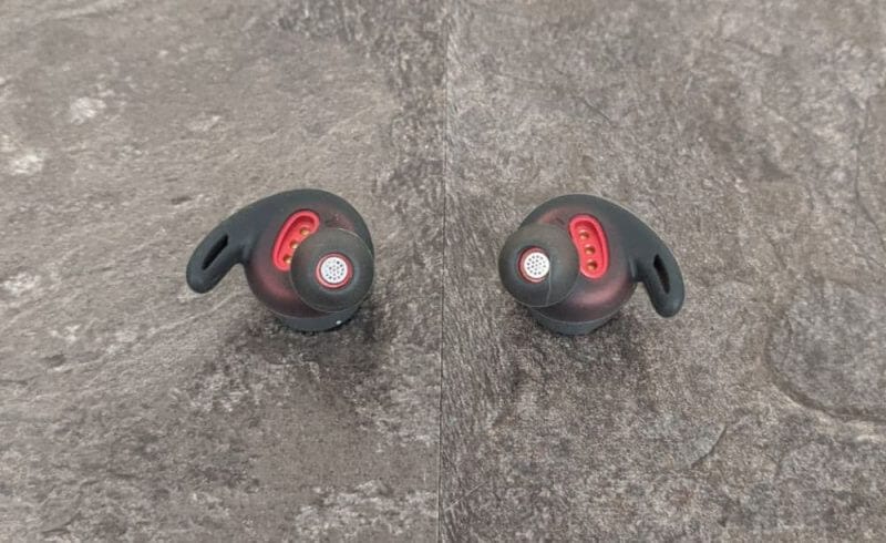 JBL Reflect Flow Photos 10 JBL Reflect Flow Review