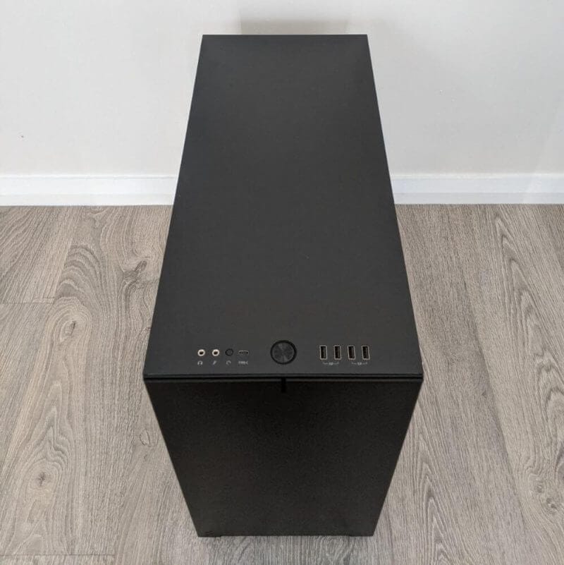 Fractal Design Define R7 Review photos 04 Fractal Design Define 7 Review