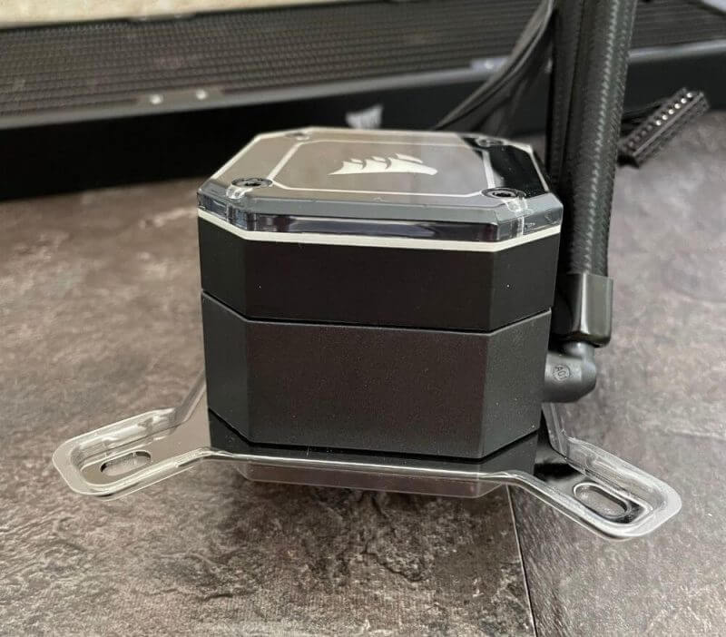 Corsair H150i Elite review photos 10 Corsair iCue H150i Elite Capellix CPU Cooler Review