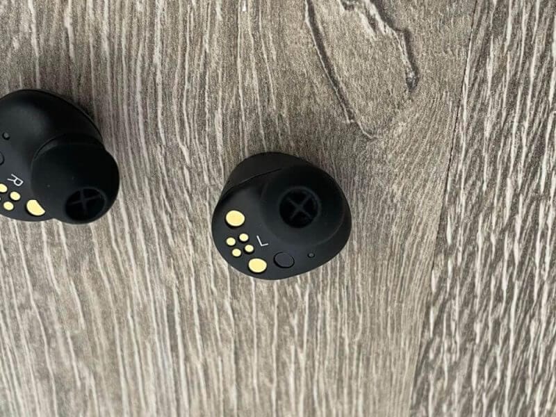 Sennheiser Momentum 2 review photos 14 Sennheiser Momentum True Wireless 2 Review