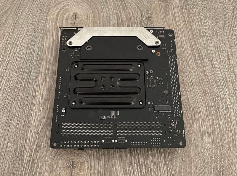 マザーボード ASRock B550 PHANTOM GAMING-ITX/ax ASRock | B550 Phantom Gaming-ITX/ax