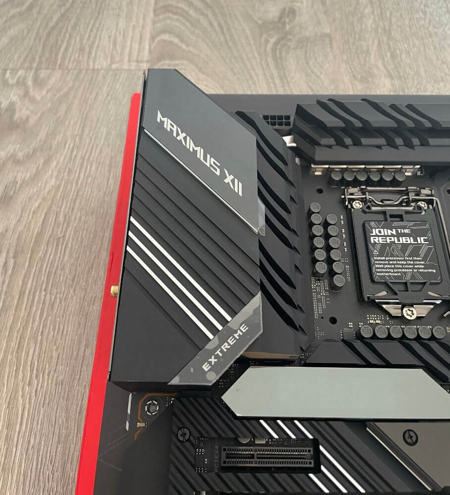 ASUS Maximus Z490 Extreme Review 06 ASUS ROG Maximus XII Extreme Review