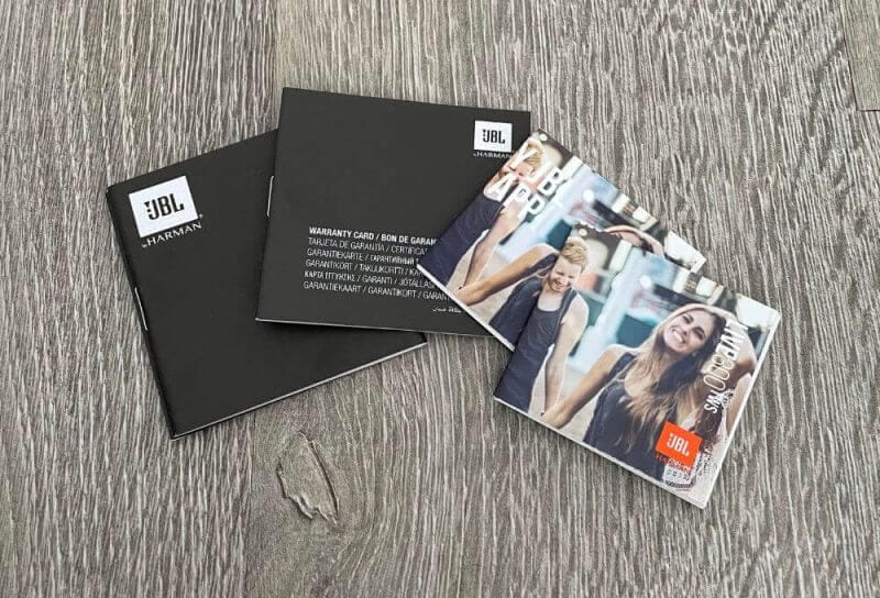 JBL Live 300TWS Review 4 JBL Live 300 TWS Review 07 JBL Live 300TWS Review