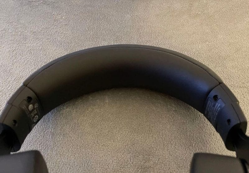 corsair hs70 bluetooth review 04 Corsair HS70 Bluetooth Gaming Headset Review