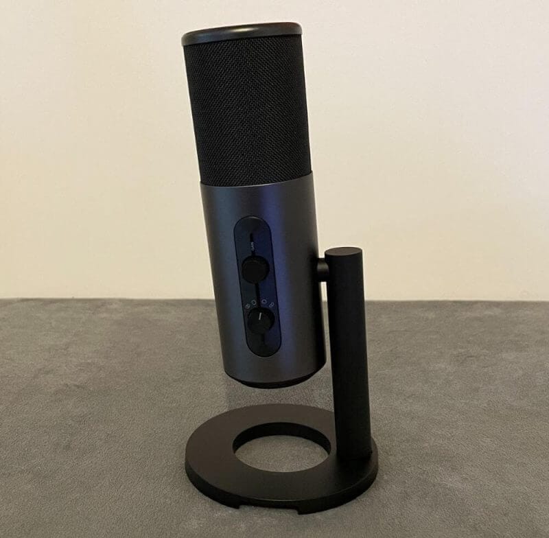 EPOS B20 review 11 Enhance Your Stream - EPOS B20 Streaming Microphone Review