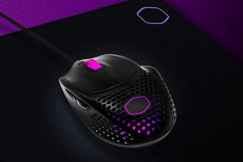 cooler master mm720 review Cooler Master MM720 Gaming Mouse Review