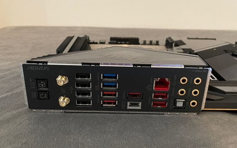 GAORUS X570S Master Review 11 Gigabyte X570S AORUS MASTER Motherboard Review