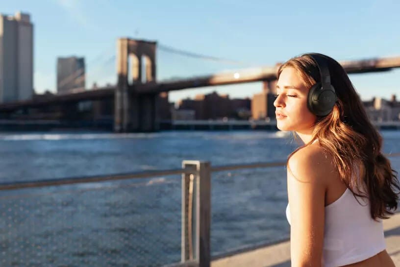 JBL Tune 760NC Wireless Headphones Review 1 jbl tune 760nc review JBL Tune 760NC Wireless Headphones Review