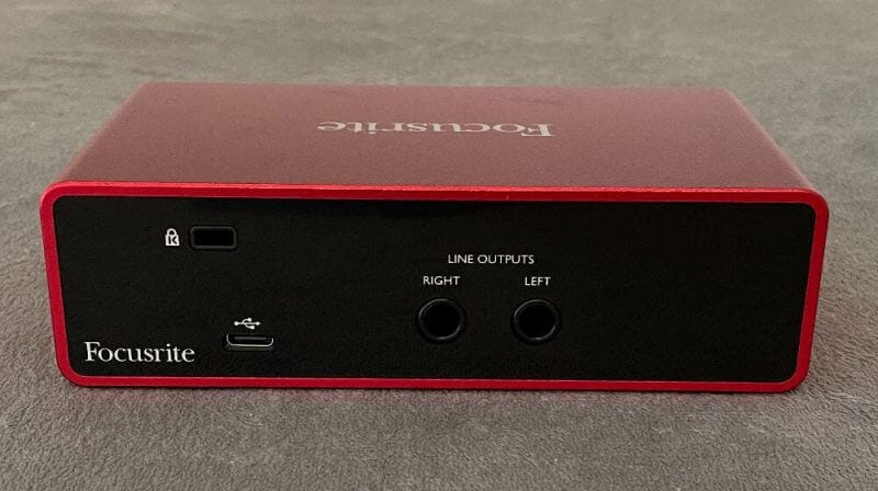 SCARLETT STUDIO REVIEW19 Scarlett Solo Studio Review