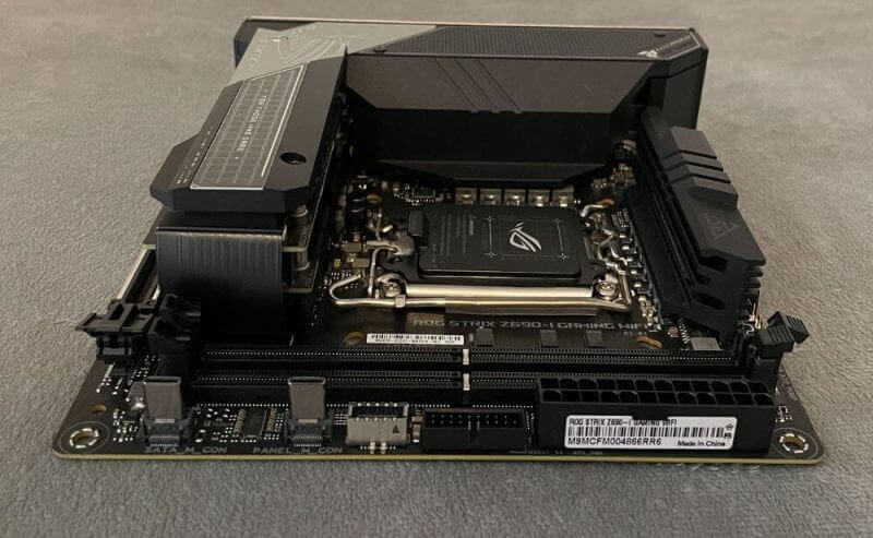 asus z690 itx review12 ASUS ROG Strix Z690-I Gaming WiFi Motherboard Review