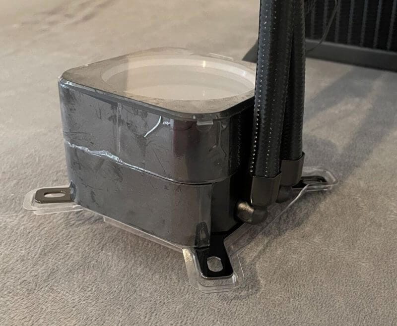 corsiar h100i lcd review9 Corsair H100i Elite LCD AIO Cooler Review