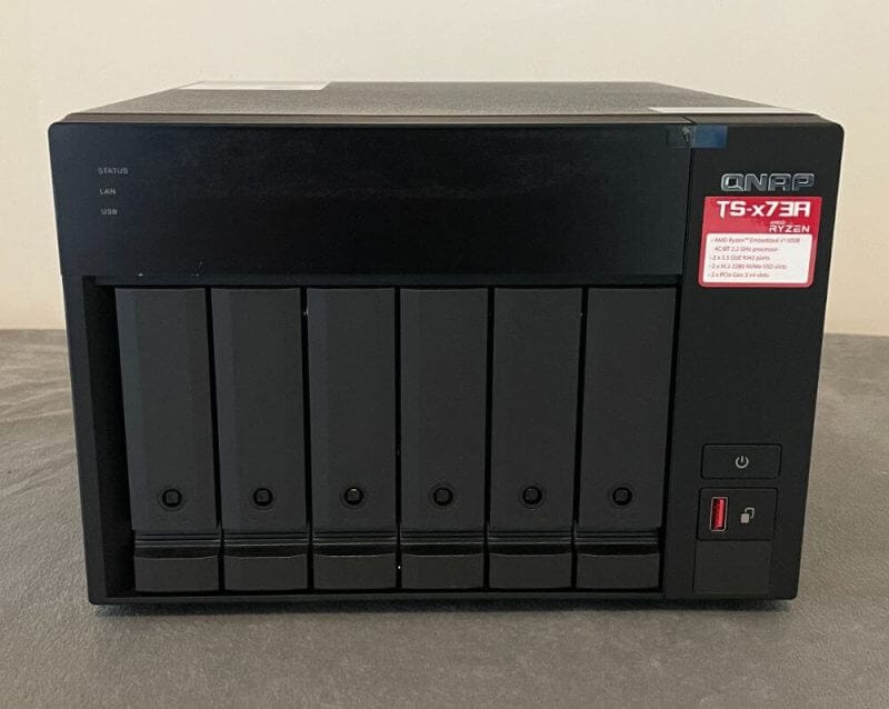 QNAP TS-673A 6 Bay NAS Review