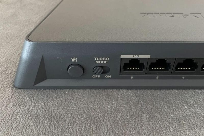 D-Link DMS-106XT Switch Review 8 DLINK GAMING SWITCH REVIEW7 D-Link DMS-106XT Switch Review