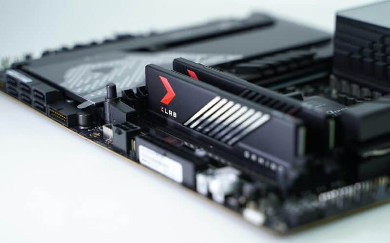 MAKO DDR5a PNY launches XLR8 extreme performance gaming DDR5 desktop memory