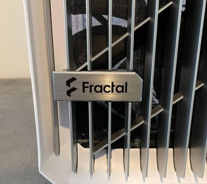 fractal torrent compact review2 Fractal Design Torrent Compact Review