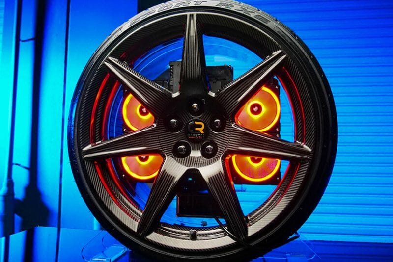 cardonrevwheel AORUS x TAGMods at the Formula 1 Heineken Australian Grand Prix #OvertakeWithAORUS