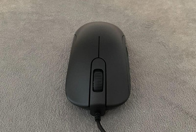 benq zowie s1 review6 BenQ Zowie S1 Mouse Review