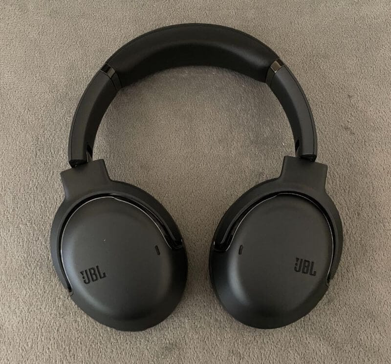JBL Tour One Headphones Review 7 jbl tour one review4 JBL Tour One Headphones Review