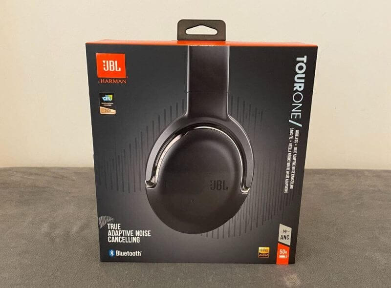 JBL Tour One Headphones Review 2 jbl tour one review5 JBL Tour One Headphones Review