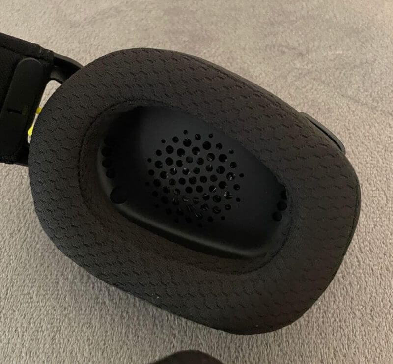 Logitech G435 Lightspeed Review 8 Logitech G435 Review 2 Logitech G435 Lightspeed Review