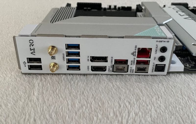 Gigabyte Z790 AERO G Motherboard Review