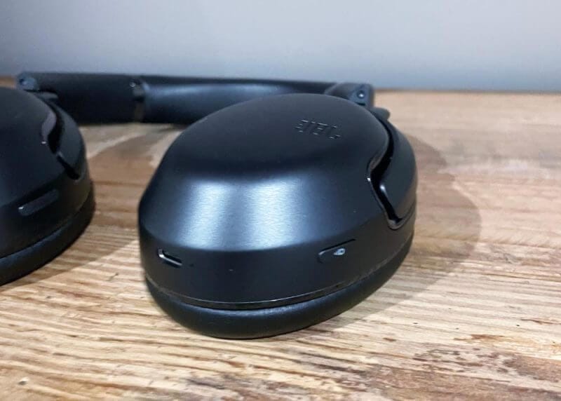 jbl tour one m2 review5 JBL Tour One M2 Wireless Headphones Review