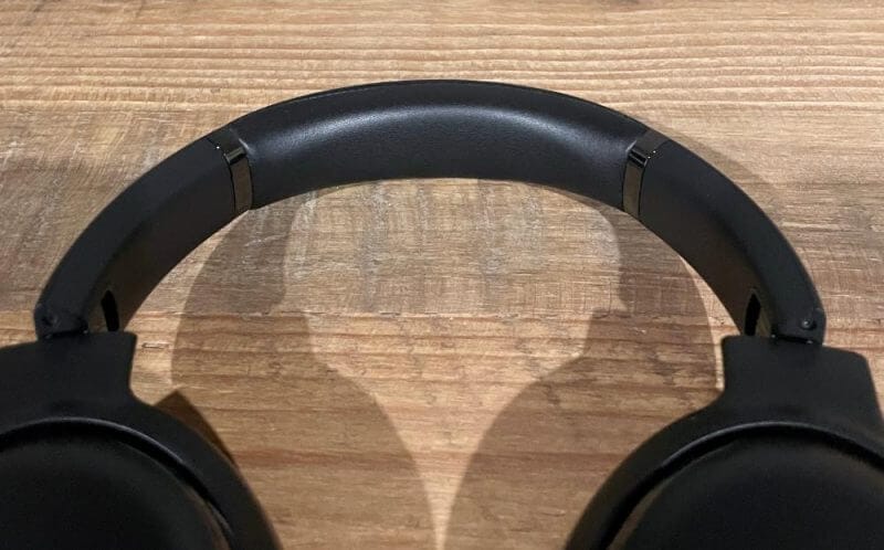 jbl tour one m2 review6 JBL Tour One M2 Wireless Headphones Review