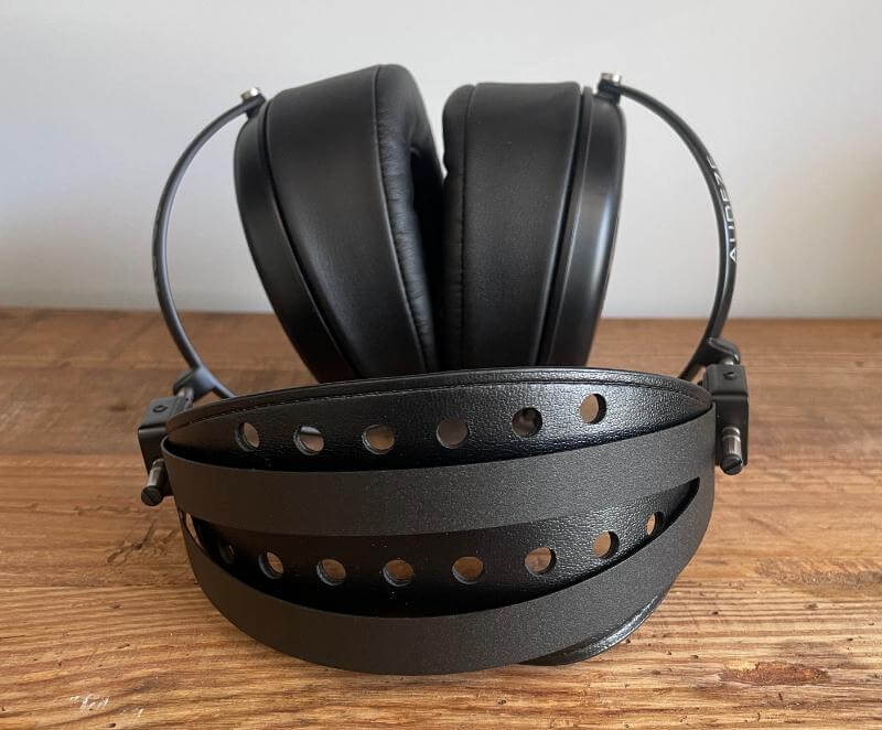 audeze lcd gx review9 Audeze LCD-GX Review - An Audiophile Gaming Headset For Gamers That Want The Best Audio Quality