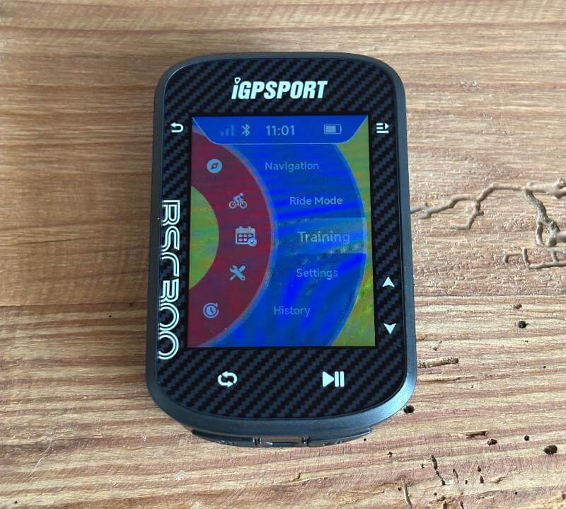IGPSPORT BSC300 Review: Compact GPS Bike Computer For Precision