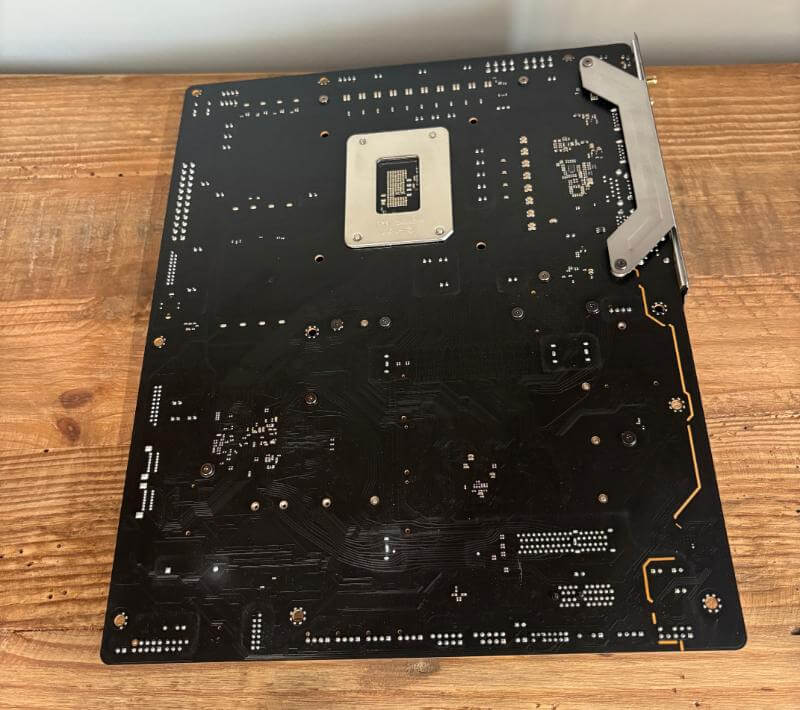 ASRock Phantom Gaming Z890 Riptide Review1 ASRock Phantom Gaming Z890 Riptide Review: Power, Performance, and Innovation for Gamers