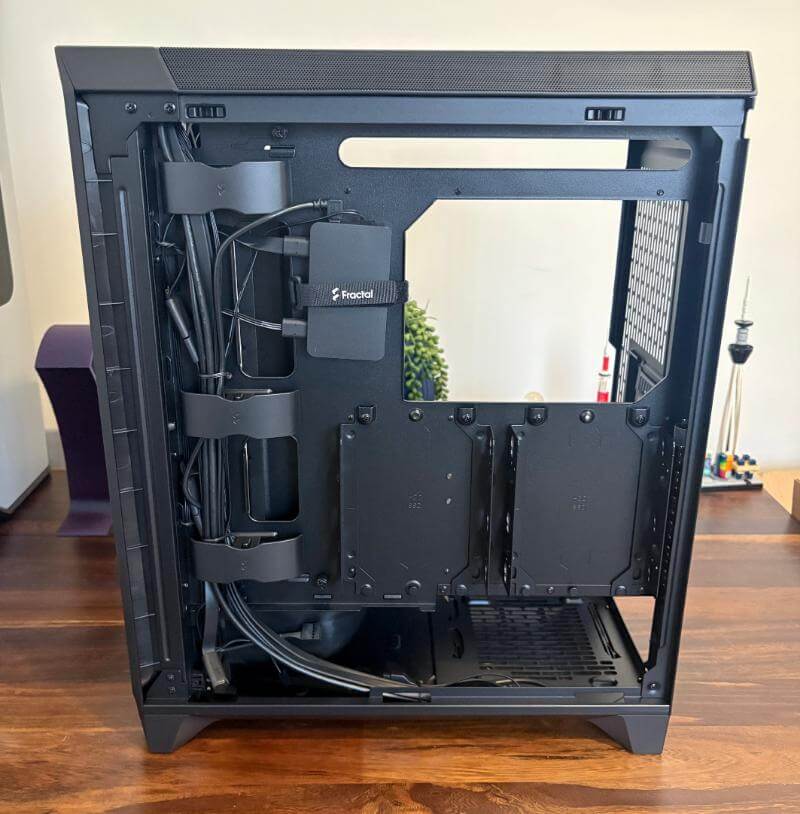 fractal design meshify 3 review13 Fractal Design Meshify 3 Review – A Perfect Blend of Style, Cooling, and Smart Control