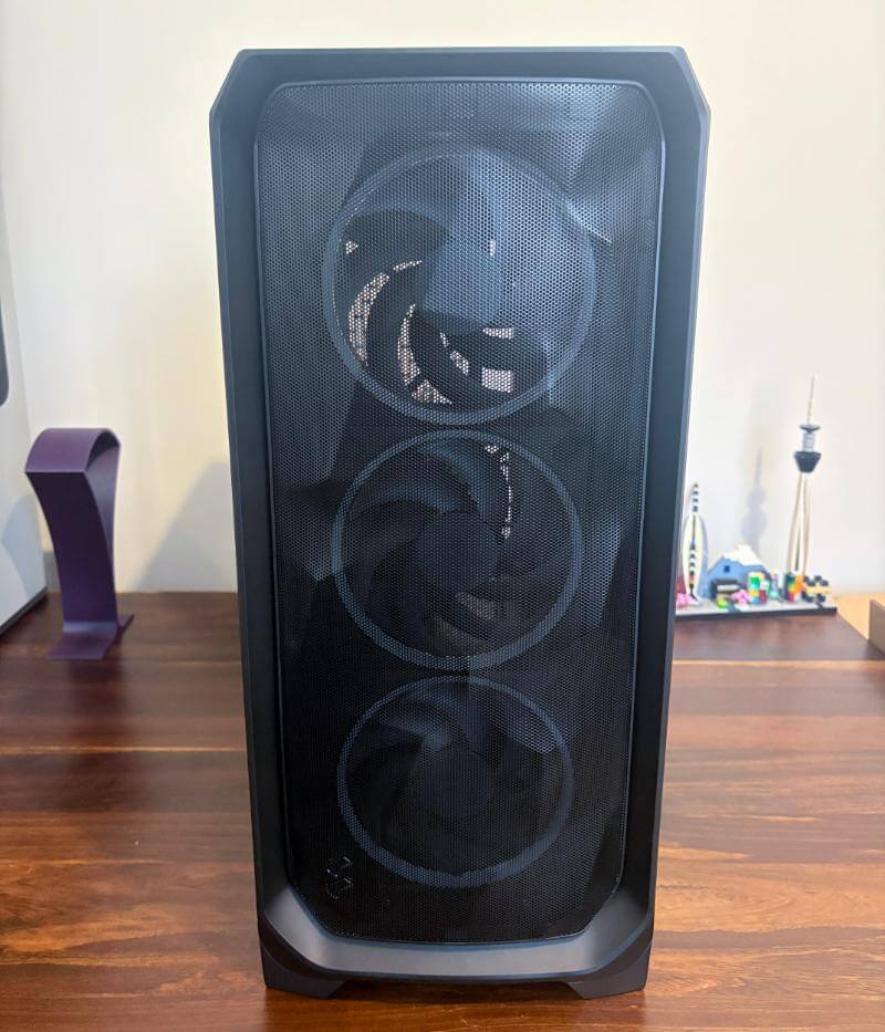 fractal design meshify 3 review5 Fractal Design Meshify 3 Review – A Perfect Blend of Style, Cooling, and Smart Control