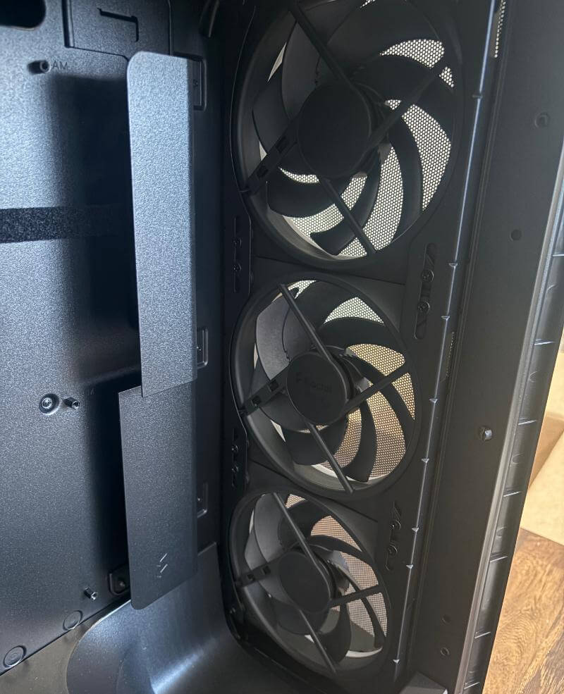 fractal design meshify 3 review9 Fractal Design Meshify 3 Review – A Perfect Blend of Style, Cooling, and Smart Control