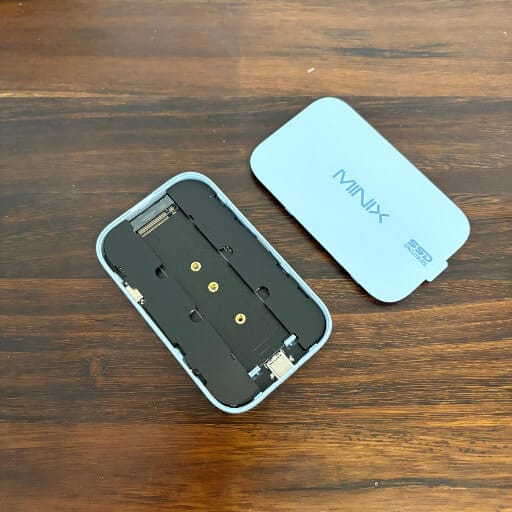 MINIX MSE01 SSD Enclosure Review – A Compact Powerhouse for Storage, Speed and Connectivity 7 minix ssd enclosure review6 MINIX MSE01 SSD Enclosure Review – A Compact Powerhouse for Storage, Speed and Connectivity