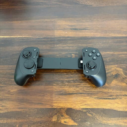 razer kishi ultra review2 Razer Kishi Ultra Review: Console-Grade Gaming in the Palm of Your Hand