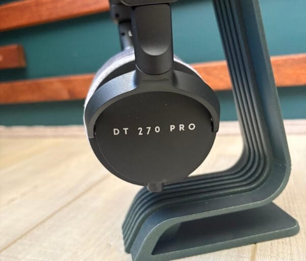 beyerdynamic dt 270 pro review3 Beyerdynamic DT 270 Pro Review: Portable Studio Performance in a Lightweight Frame