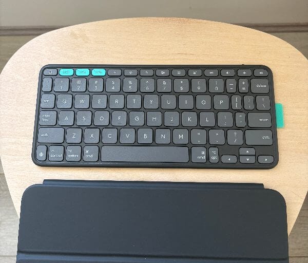 logitech flip folio review2 Logitech Flip Folio Review: A Detachable Keyboard Case That Adapts to Your Day