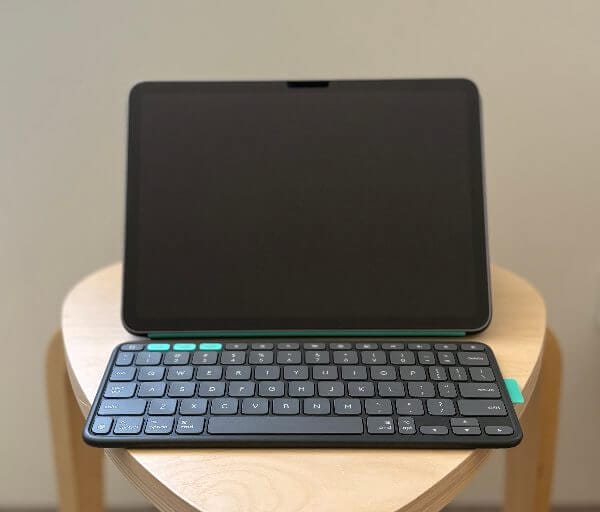 logitech flip folio review6 Logitech Flip Folio Review: A Detachable Keyboard Case That Adapts to Your Day