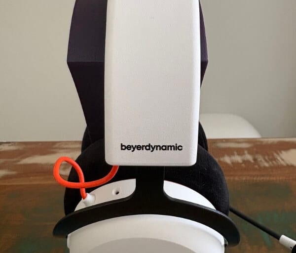 Beyerdynamic MMX 150 Wireless Review: Precision Audio Meets Everyday Gaming 7 mmx 150 review1 Beyerdynamic MMX 150 Wireless Review: Precision Audio Meets Everyday Gaming